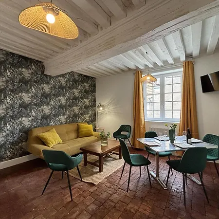 Duplex De Charme Au Coeur Historique De Avec Equipements Modernes Et Literie Incluse - Fr-1-489-523 ムーラン
