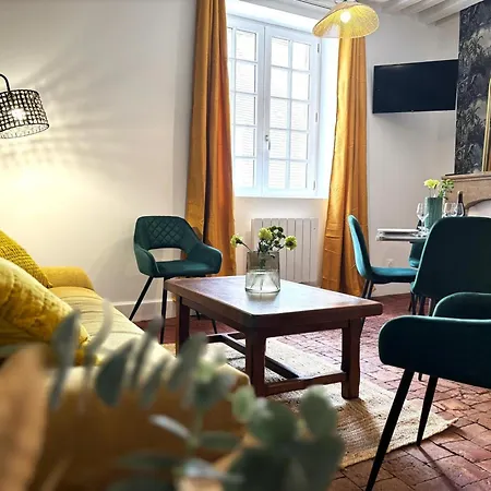 アパート Duplex De Charme Au Coeur Historique De Avec Equipements Modernes Et Literie Incluse - Fr-1-489-523 ムーラン