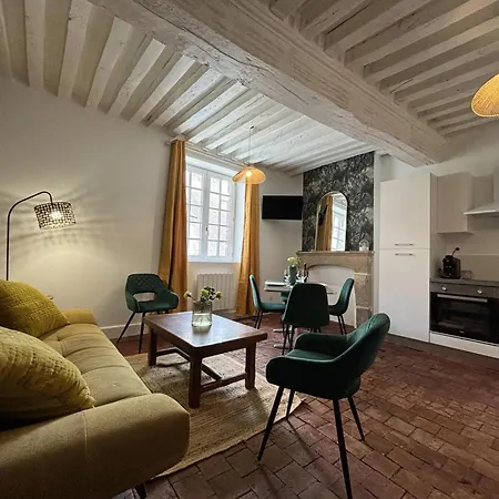 Duplex De Charme Au Coeur Historique De Avec Equipements Modernes Et Literie Incluse - Fr-1-489-523 *
