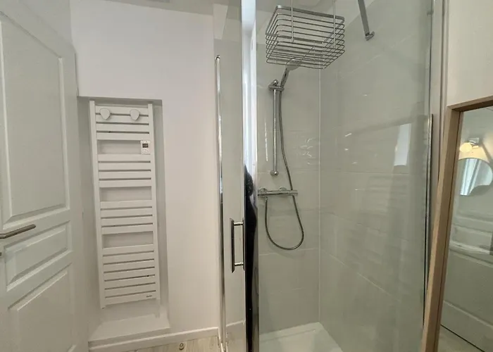 Duplex De Charme Au Coeur Historique De Avec Equipements Modernes Et Literie Incluse - Fr-1-489-523 Апартаменты Мулен